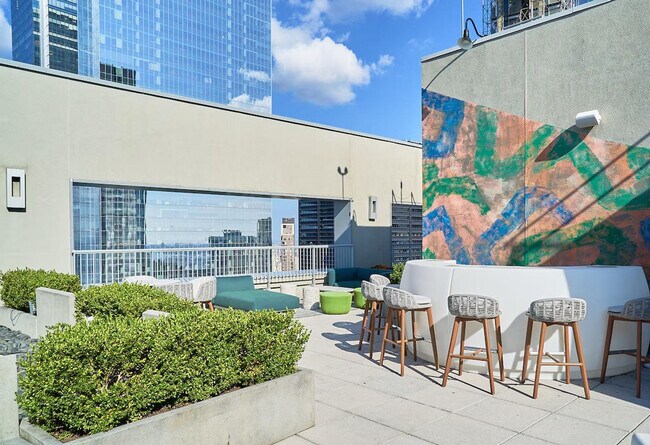 Building Photo - 130 Liberty St