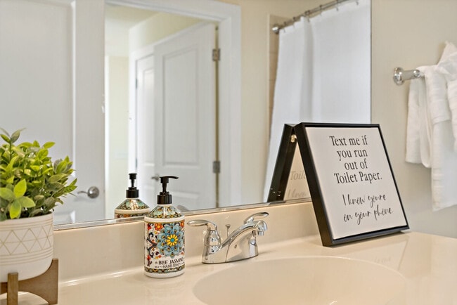 Building Photo - 2321 Mill Rd