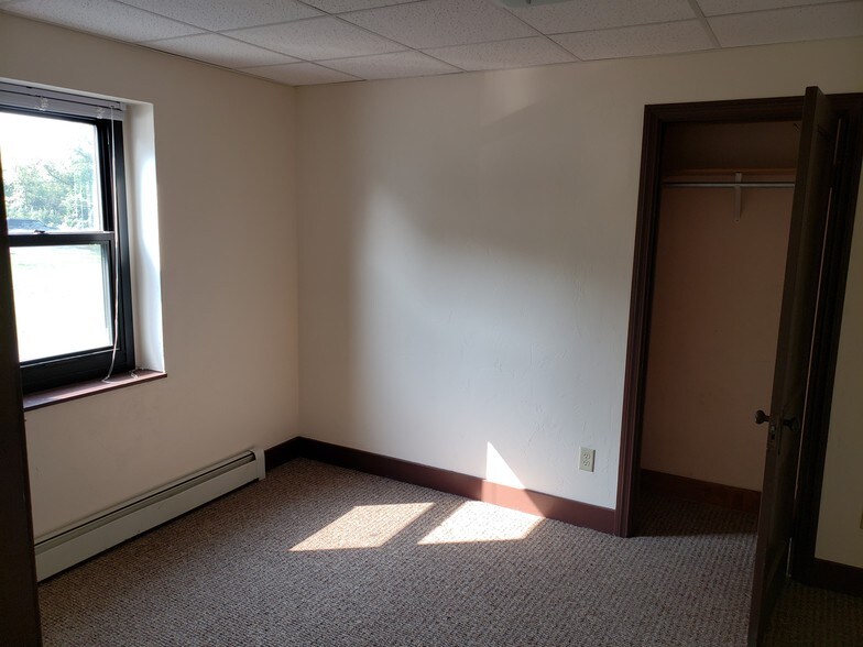Bed Room 1 - 105 S Main St