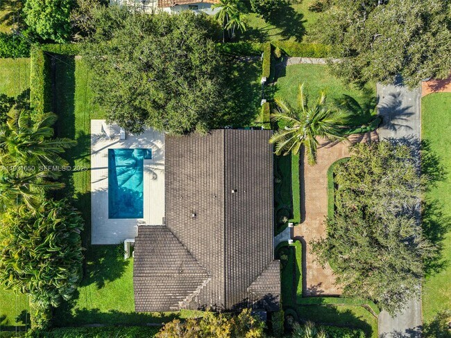 Building Photo - 7360 SW 115th St