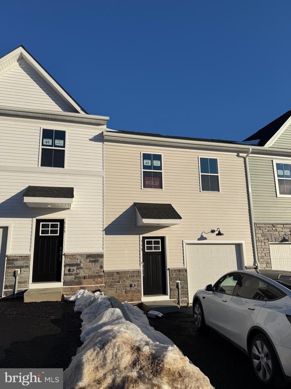 Building Photo - 115 Abramo Victor Dr