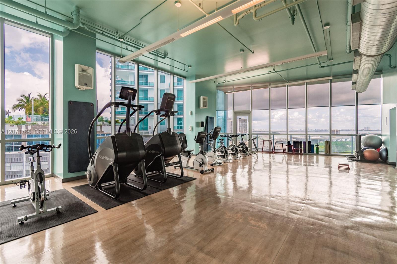 Building Photo - 888 Biscayne Blvd