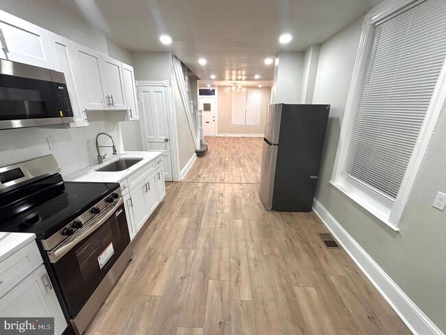 Building Photo - 3023 Redner St