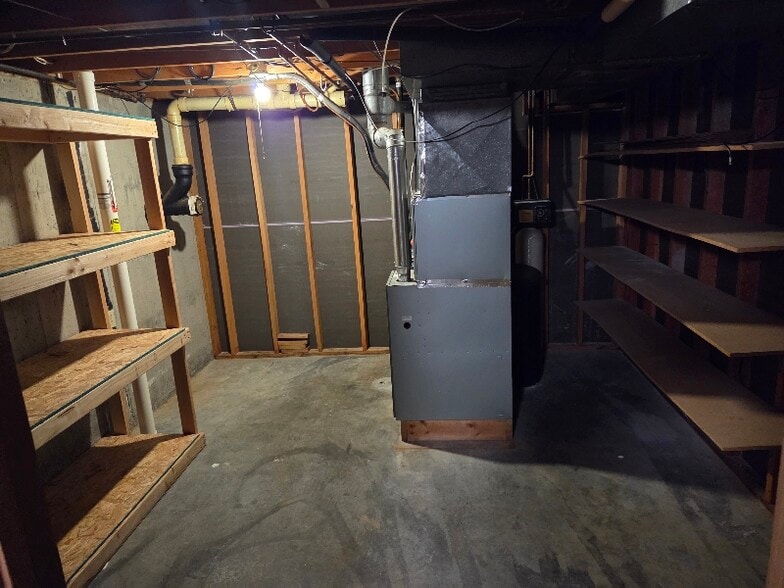 Building Photo - 807 Fitz St