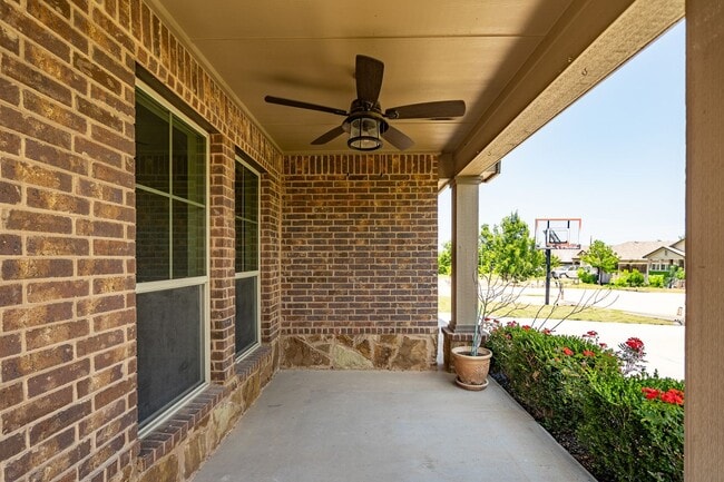 Building Photo - 3 Bed 2 Bath in Jarrell