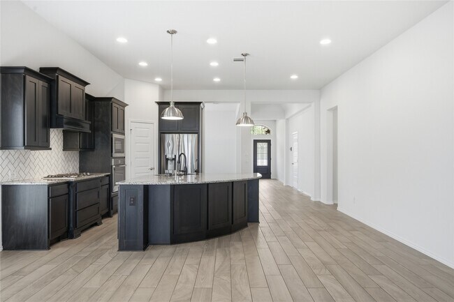 Building Photo - 20427 Noble Arabian Dr