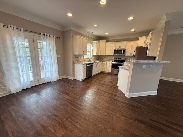 Building Photo - 2604 Farmhouse Dr