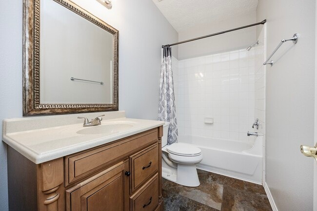 Building Photo - 19423 Arbor Pines Ln