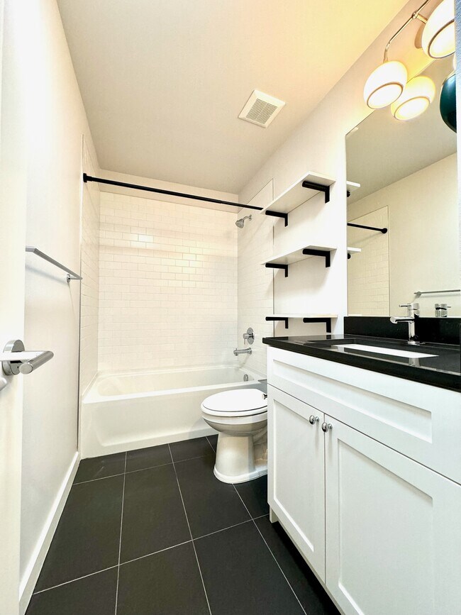 Building Photo - 18322 1st Ave NE