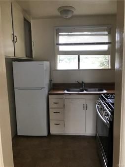 Building Photo - 81 N Greenwood Ave