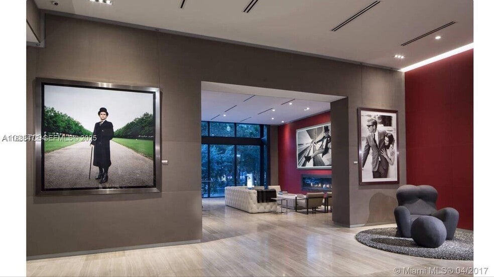 Building Photo - 1080 Brickell Ave