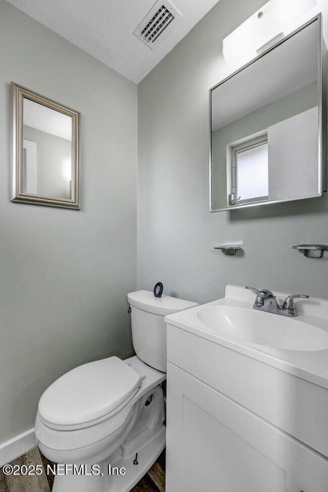Building Photo - 269 Hermosa Ct