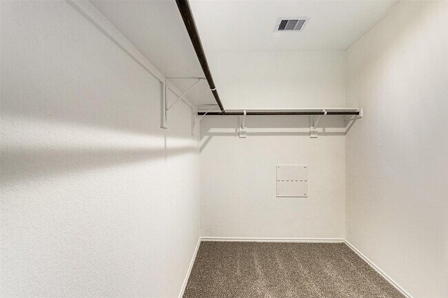 Building Photo - 21311 Violet Dusk Dr