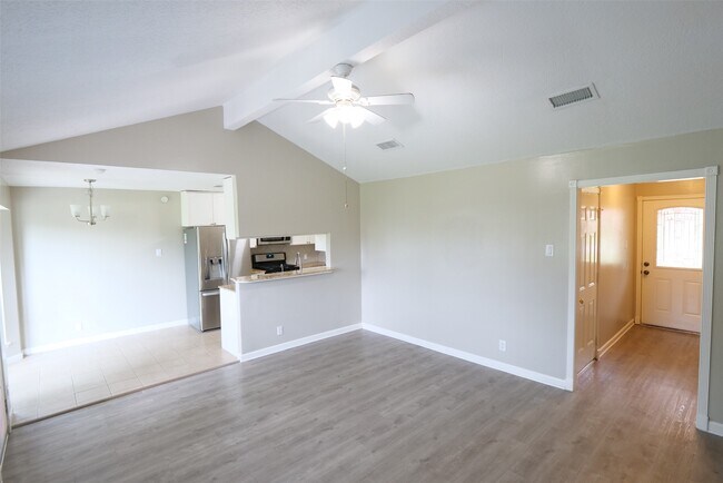 Building Photo - 5331 Inwood Dr