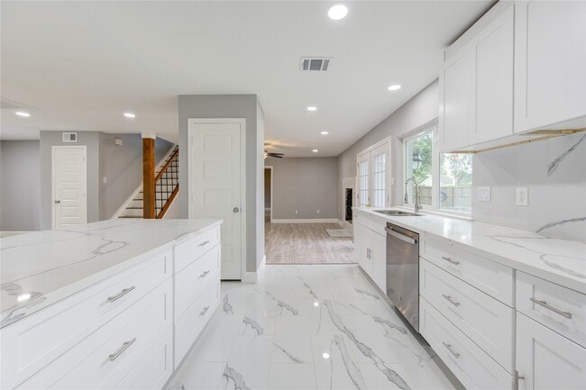 Building Photo - 12215 Monticeto Ln