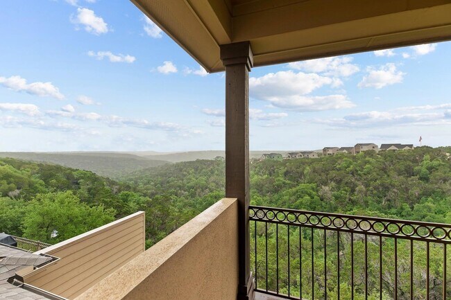 Building Photo - 9621 Solana Vista Loop