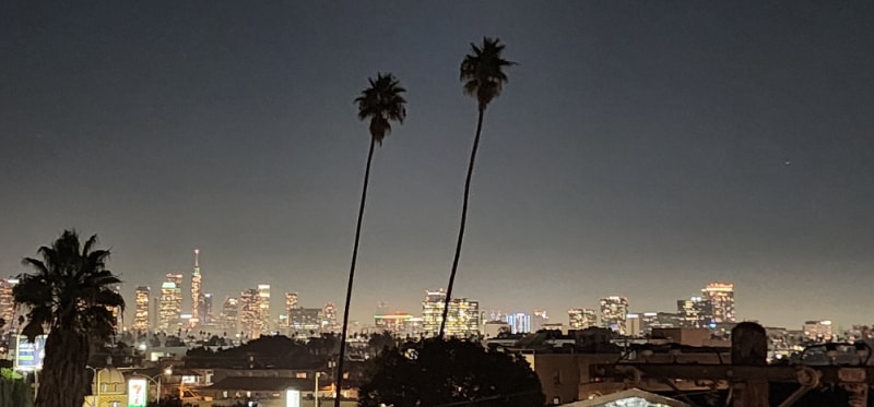 Building Photo - 522 1/2 N St Andrews Pl