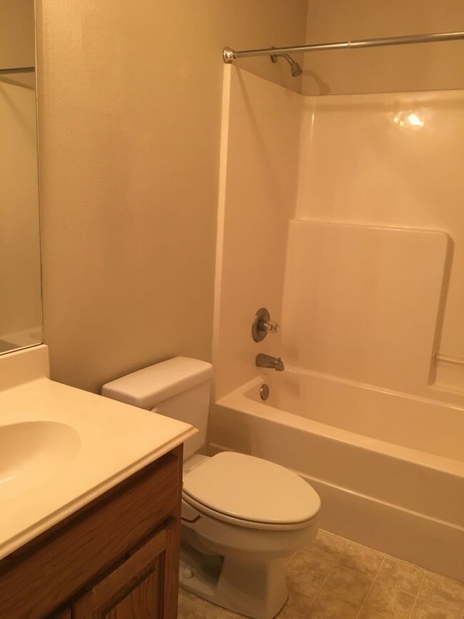 Building Photo - 2012 Seabiscuit