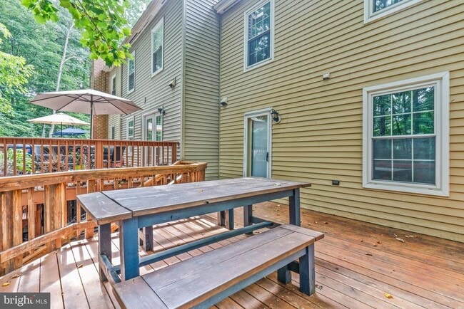 Building Photo - 6414 Old Scotts Ct