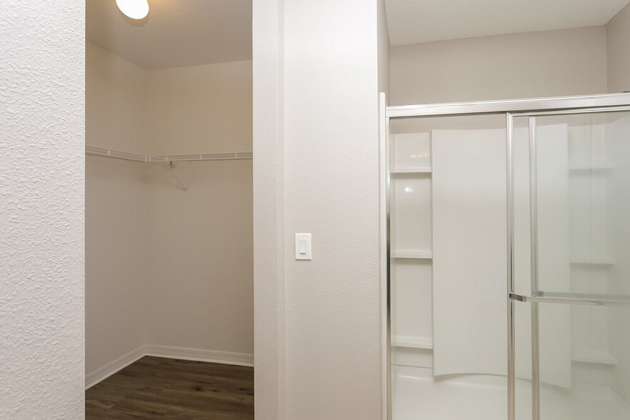 Building Photo - 3340 Tawny Grove Pl