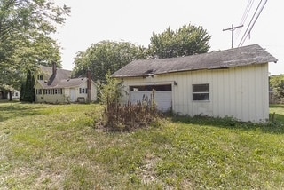 Building Photo - 435 Cowen St