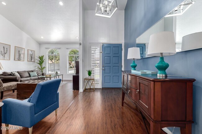 Building Photo - 11401 N 45th Pl