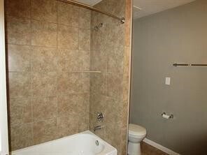 Building Photo - 8422 Sunset Loch Dr