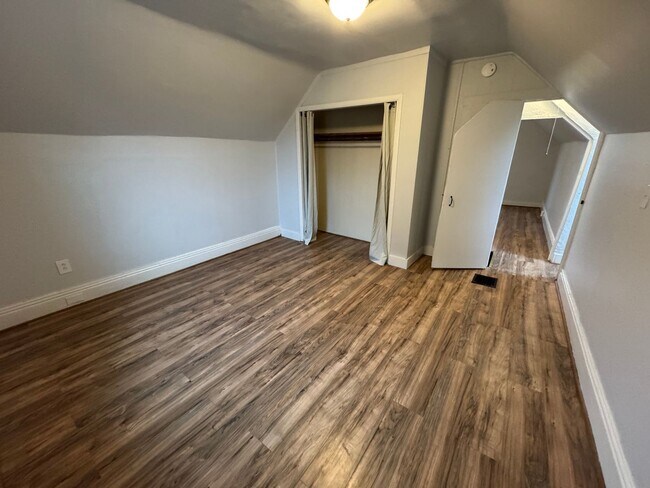 Building Photo - Charming 5BR Home in the Heart of Pittsburgh – Spacious, Stylish & Full of Character