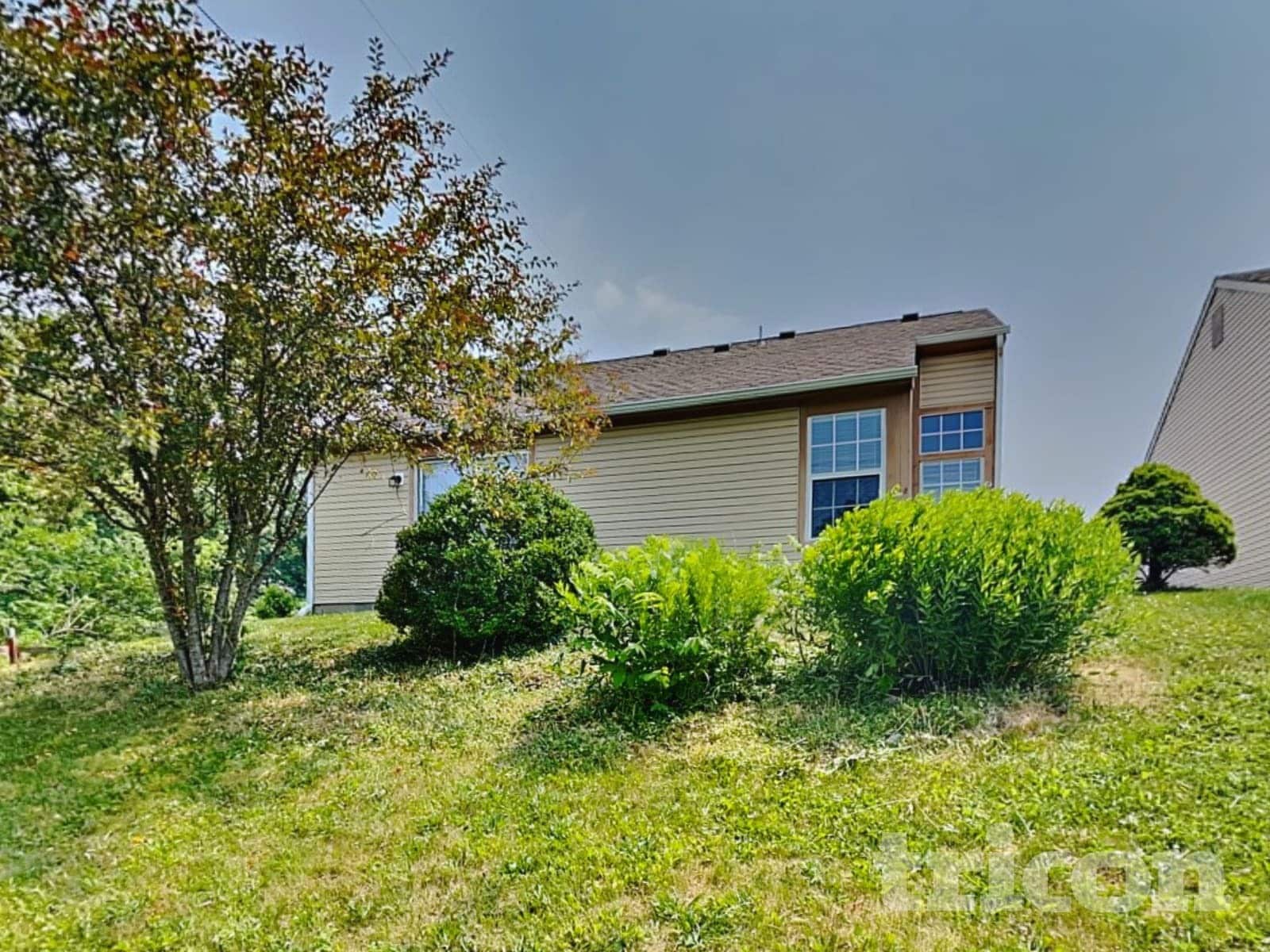 Building Photo - 5260 Pin Oak Dr