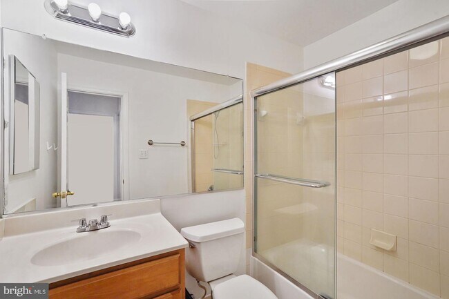 Building Photo - 6367 Buffie Ct