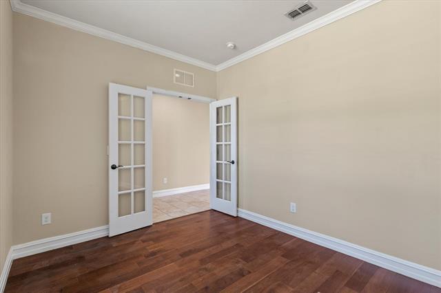 Building Photo - 1031 Enchanted Rock Dr