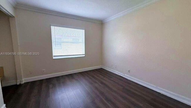 Building Photo - 2377 NW 123rd Ave