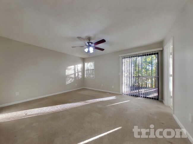 Building Photo - 303 Lowe Ct NW