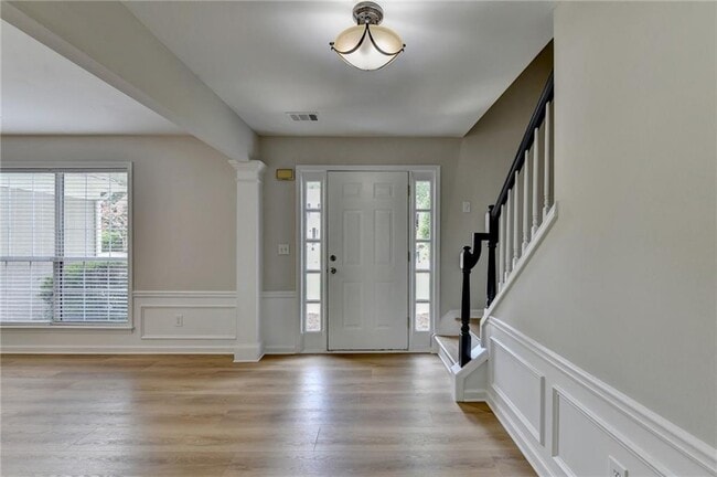 Building Photo - 340 Waddington Trail