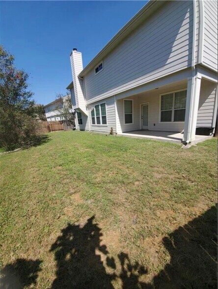 Building Photo - 185 Hometown Pkwy