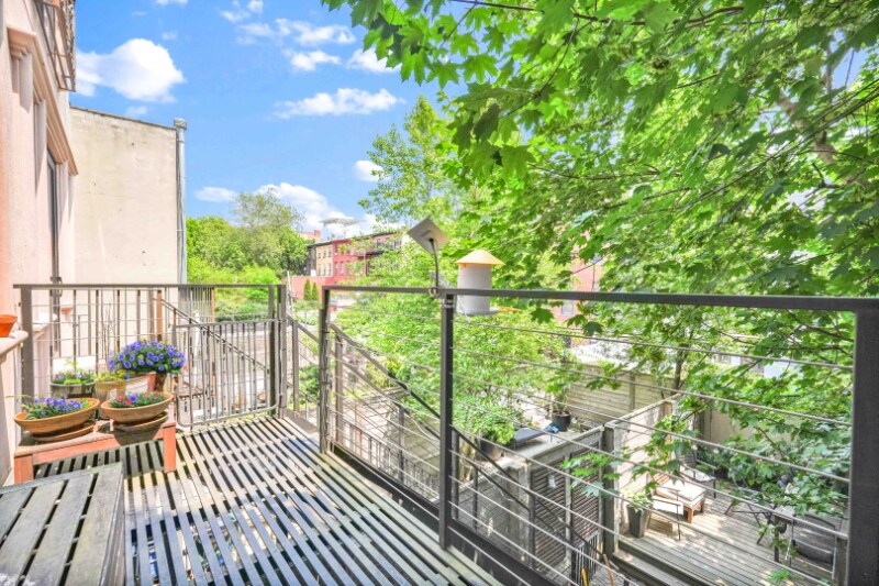 Building Photo - 49 Irving Pl