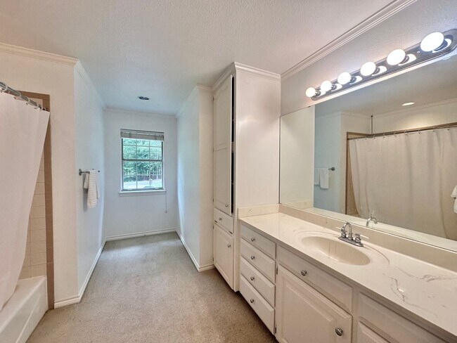 Building Photo - Tour Today! Spacious Country Retreat on 6+...
