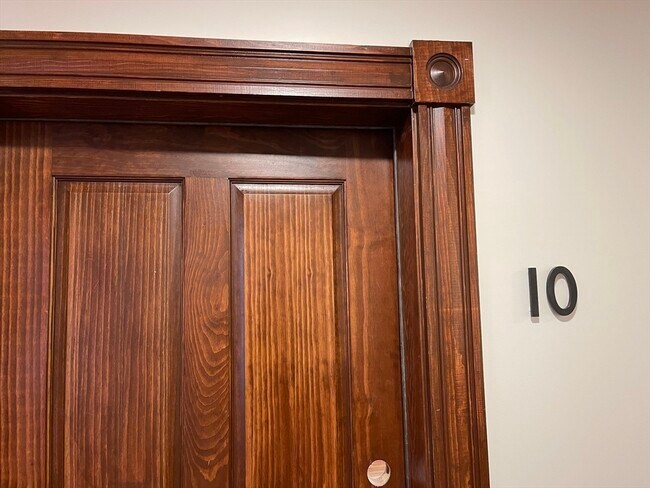 Building Photo - 41 Summer St