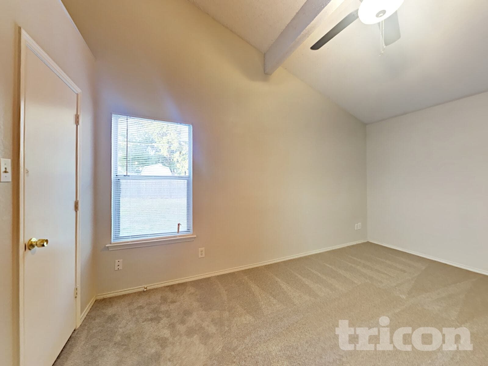 Building Photo - 609 S Walnut Creek Dr