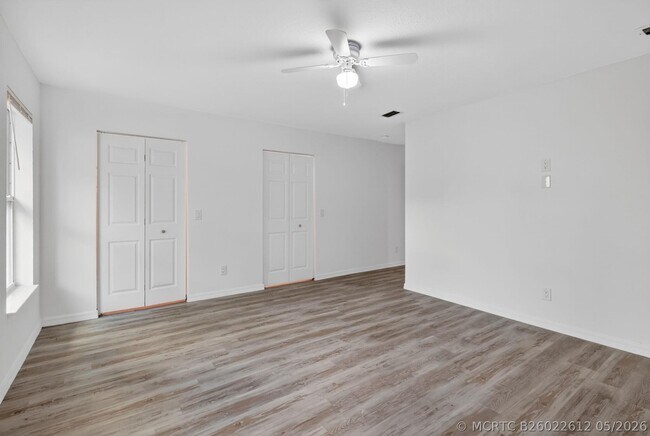 Building Photo - 2206 S 34th St