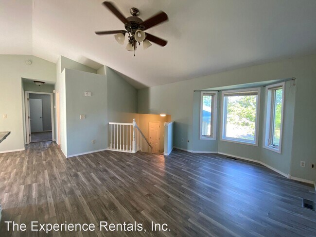 Building Photo - 3 br, 2 bath House - 5301 S Mandy Ave