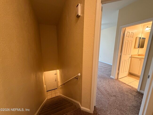 Building Photo - 10075 Gate Pkwy