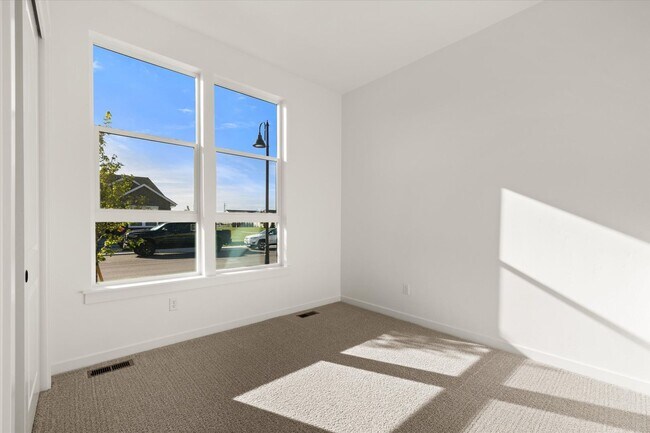 Building Photo - Brand New 3 Bedroom Home in Star