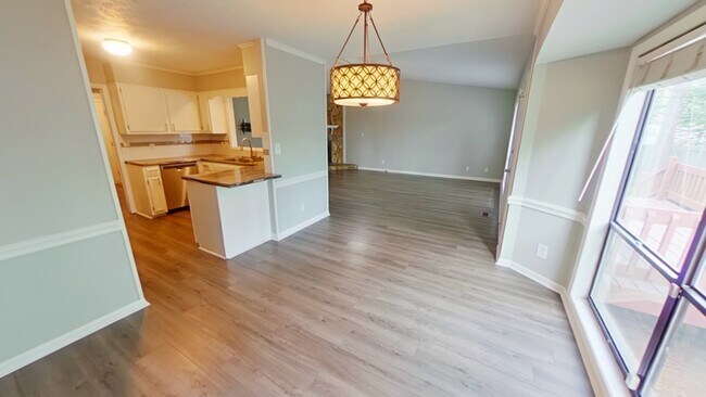 Building Photo - 731 Prestige Blvd
