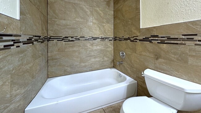 Building Photo - 4041 67th Ave N