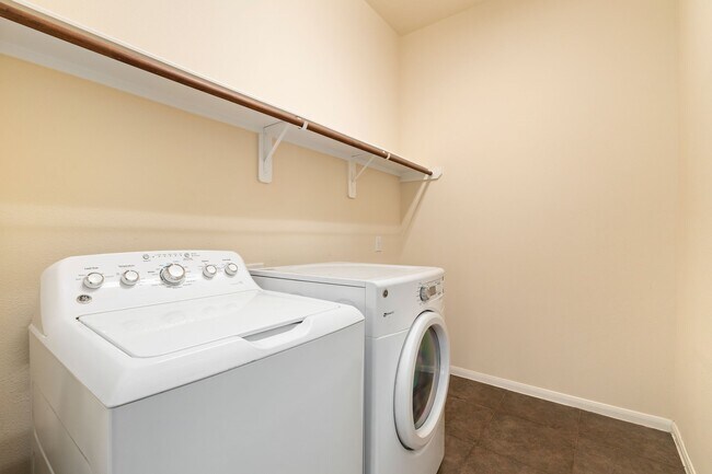 Building Photo - 3522 Buchanan Hill Ln