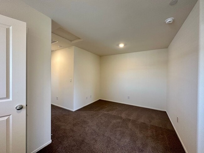 Building Photo - Cadence Modern 2-Story Townhome with Smart Features & Community Amenities