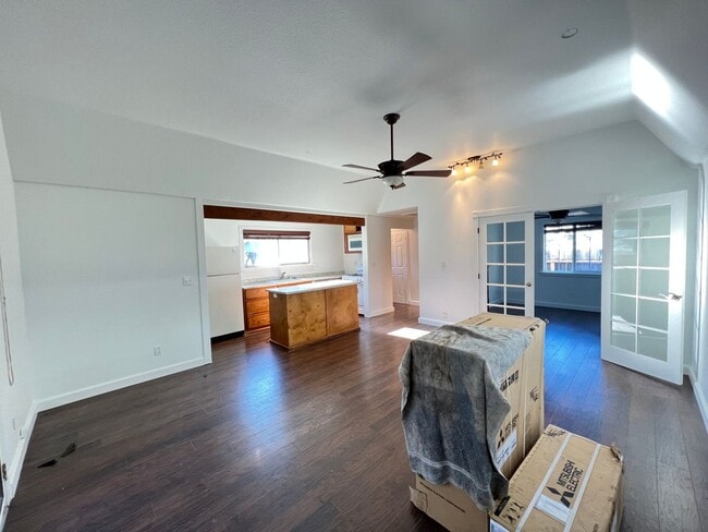 Building Photo - Hidden Gem in Benicia