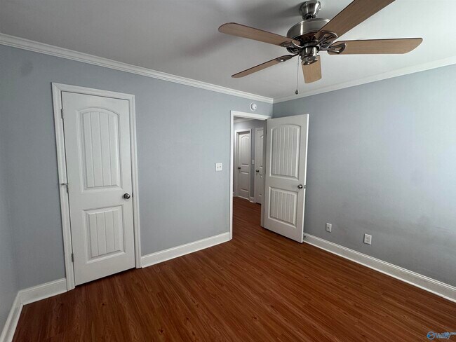 Building Photo - 186 Jones Cir