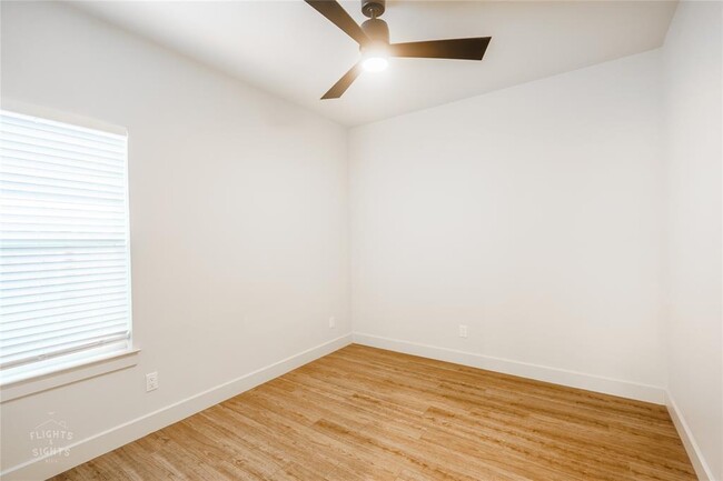 Building Photo - 3841 Kala Dr